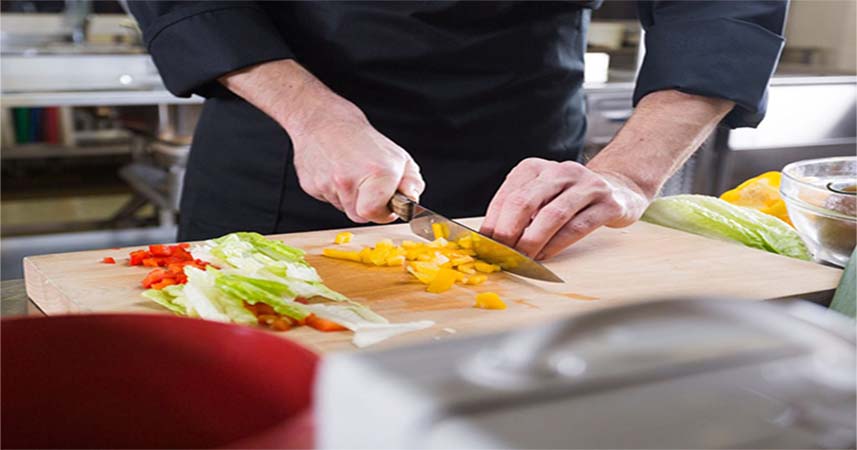 ¿Qué es un manipulador de alimentos?